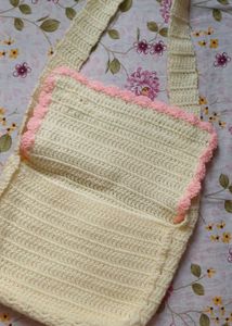 Crochet Strawberry Shoulder Bag