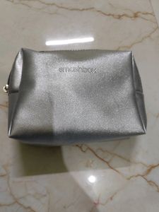 Smashbox Silver Pouch