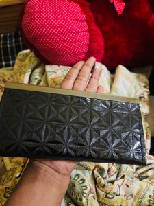 Chic Black Textured Wallet