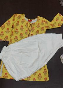 Salwar With 2 Kurtis 3 To 5 Years