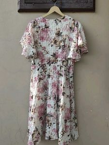 Floral Print Flutter Sleeve Midi Dress