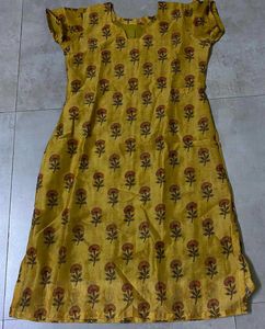 🧡Silk Mustard Yellow Block Print Cotton Kurti🌼