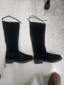 Black Boots