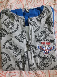 Blue full sleeve t-shirt with hoodie