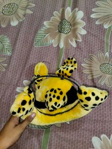 Cute Yellow Leopard towel hanger