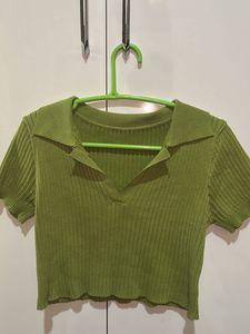 Green crop top