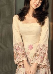 Floral Embroidered Kurta
