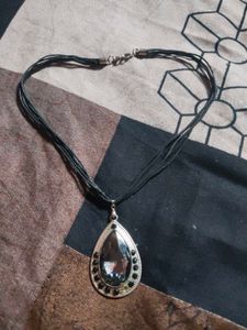 Elegant Tear Drop Pendant Necklace