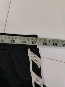 Hummel Men's Black Athletic Shorts