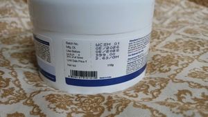 WishCare Multi-Peptide Strengthening Hair Mask
