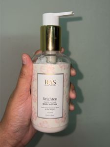 RAS Brighten Exfoliating Body Lotion