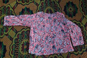 Chic Floral Print Crop Top