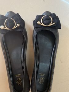 Chic Black Ballet Flats with Bow Detail EU 36
