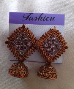 VINTAGE LAVENDER EARRINGS