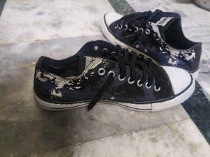 Converse Low Top Sneakers