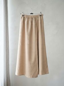 long skirt