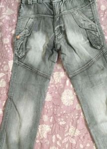 Trendy Denim Jeans