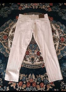 ❗️Sale ❗️Levi's Originals White Jeans..