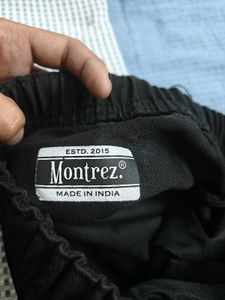 Stylish Black Cargo jeans