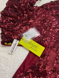 GLOBUS Maroon Sequins Bodycone dress