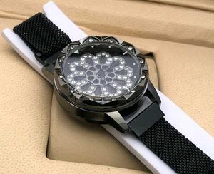 🌸Black Luxury Rotating Floral Dial Watch