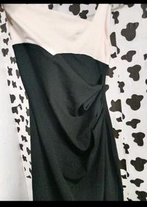 Chic Black &amp; White Midi Dress