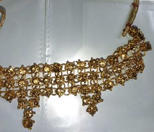 White and Golden stone / Double sided Necklace set