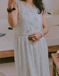 nayra suit Elegant Embroidered set