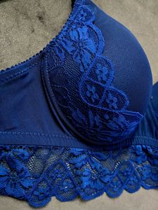 Clovia Navy Blue Lace T-Shirt Bra