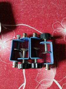 Metal Clamps (Set of 2)