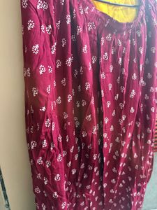 Maroon Floral Print skirt