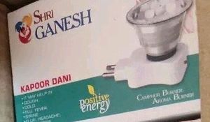Steel Kapoor Dani Stand