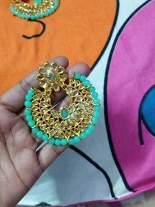 Elegant Mint Green &amp; Gold Jhumka Earrings