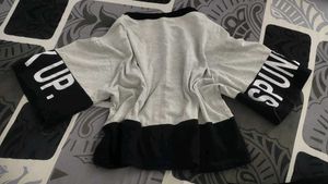 Y2K Grey Graphic Crop Tee 🖤