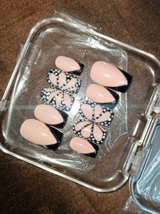 Butterfly Design Press-On Nails