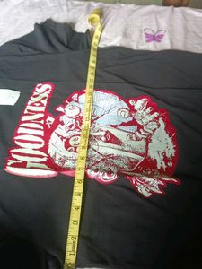 Graphic Print "GOODNESS" T-Shirt
