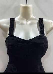 Chic Black Bodycon Padded Mini Dress