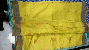 Beautiful chanderi silk  Saree with Gold Print