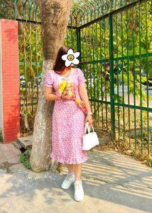 ✨ Pink Floral Midi Dress