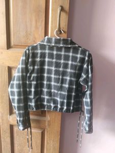 Long Sleeve Cropped Shirt With Adjustable Waist