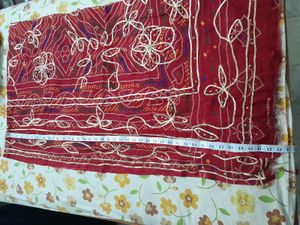 Sparkling Dupatta Of Jaipuri Print
