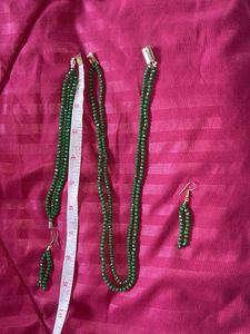 Green Beaded Jewelry Set