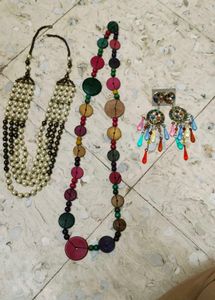 Earings And Necklace Set