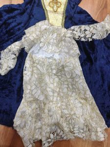 Elegant Blue &amp; Gold Medieval Gown