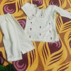 Kurta Suit with Heart Motifs