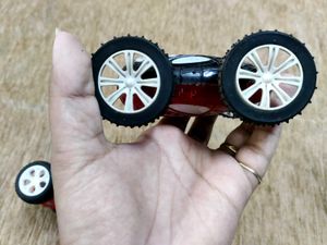 Spider-Man &amp; Red Stunt RC Cars
