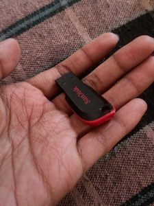 SanDisk Pendrive
