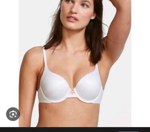 White Bra with Bow Detail and penty