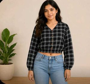 crop checkered black and white top