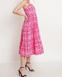 Most Gorgeous Chic Pink Print Midi Dress